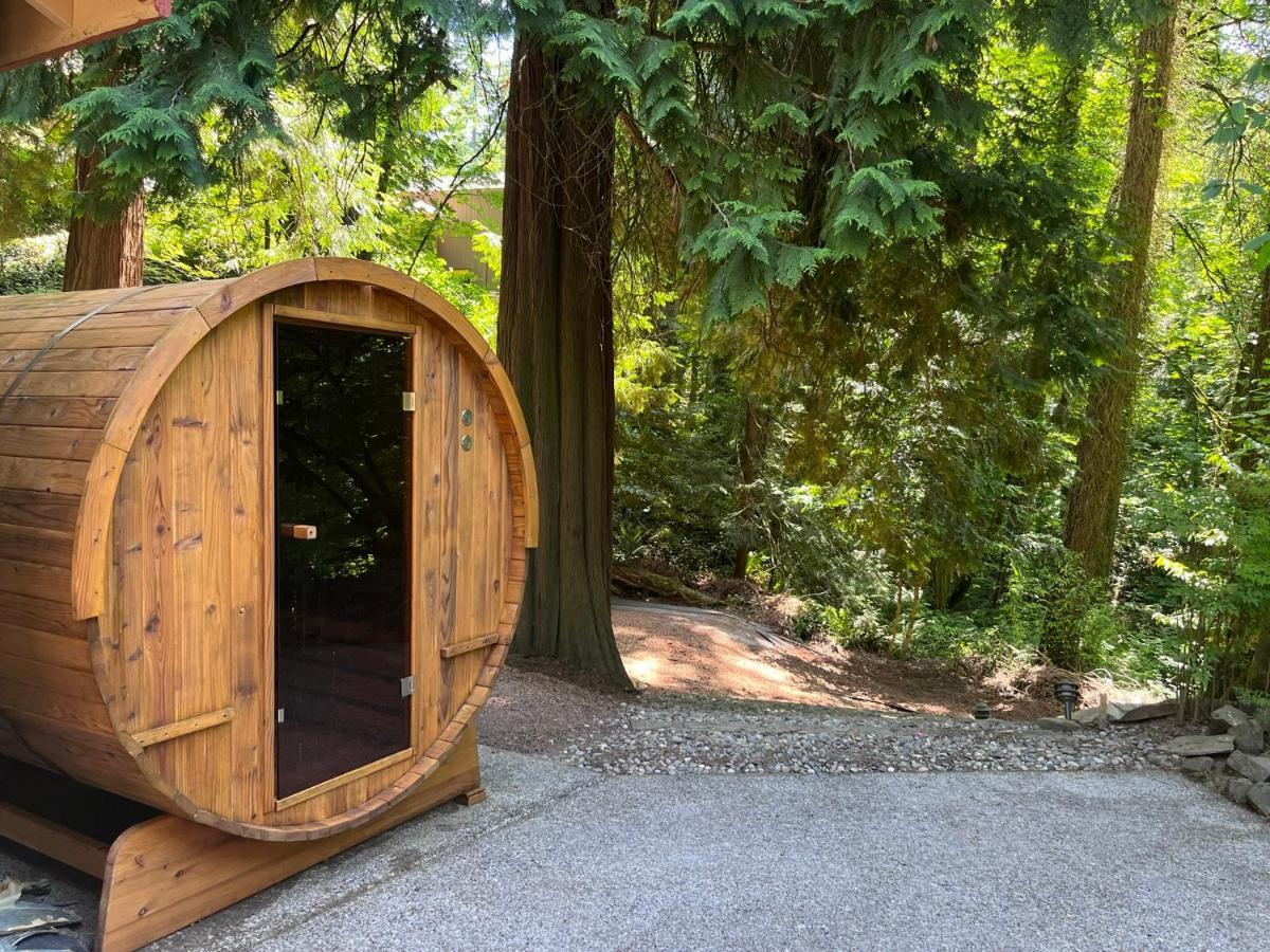 Serene Oasis Getaway With Sauna And A Swim Spa. Portland Bagian luar foto